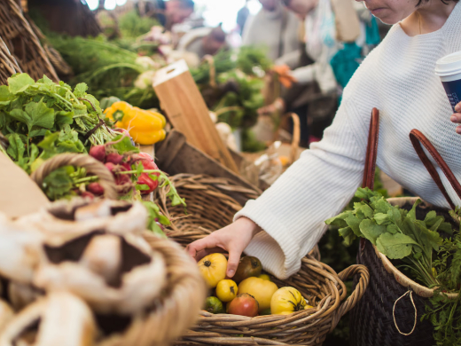 Vente directe d'un agriculteur livrant à Paris et Lyon